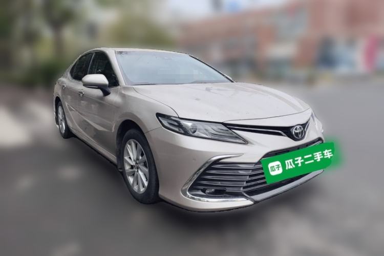 Used Toyota Camry 2021 2.0G Luxury Edition Front Right 45 Deg