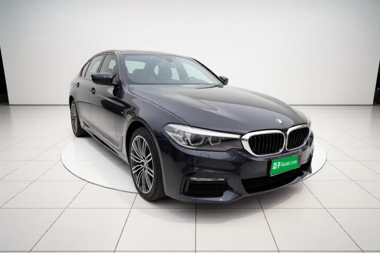 Used BMW 5 Series 2018 Restyled 530Li Leading Edition M Sport Package Exterior 1