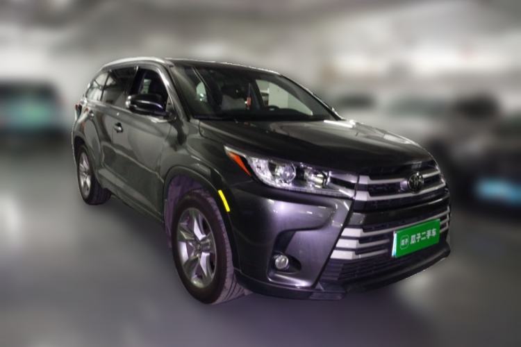 Used Toyota Highlander 2018 2.0T Four-Wheel Drive Luxury Edition 7 Seats China V Emission Standard Front Right 45 Deg