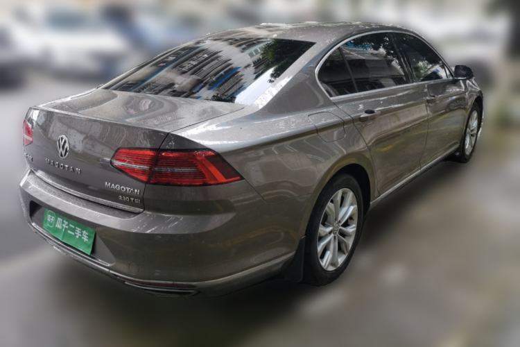 Used Volkswagen Magotan 2018 330TSI DSG Luxury Model