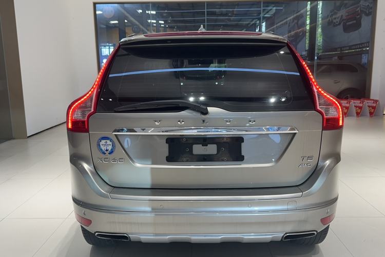 Used Volvo XC60 2015 T5 AWD Zhiyuan Edition Exterior 2