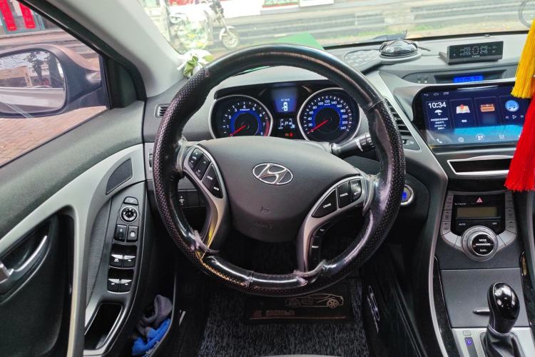Used Hyundai Elantra (5th Generation / Langdong) 2015 1.6L Automatic Luxury Model Steering Wheel