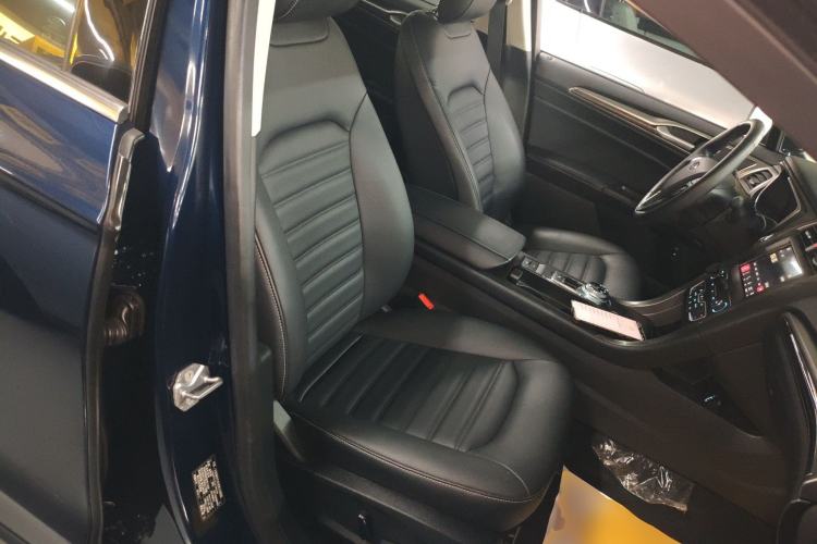 Used Ford Mondeo New Energy 2018 2.0 PHEV Smart-Controlled Fashion Edition China VI Standard Right Front Seat