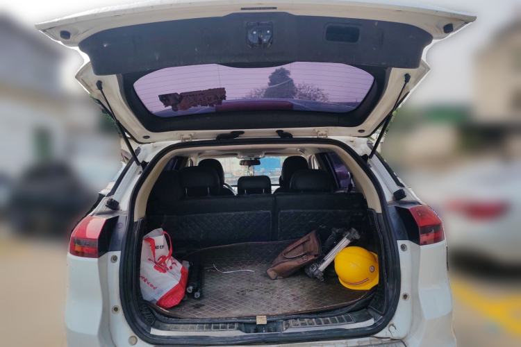 Used Geely Auto Emgrand X7 Sport 2018 1.8TD Automatic Two-Wheel Drive Zhiya Model Trunk