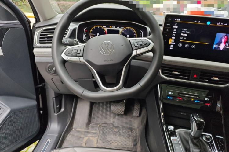 Used Volkswagen Tayron 2023 330TSI Two-Wheel-Drive Luxury Plus Advanced Version Steering Wheel