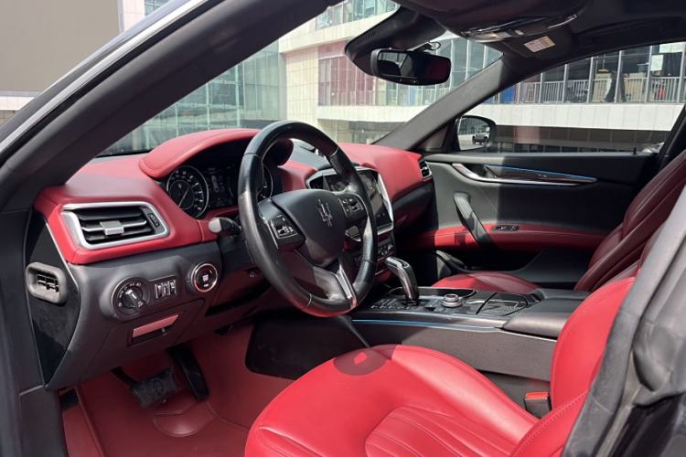 Used Maserati Ghibli 2022 2.0T GT Sharp Edition
