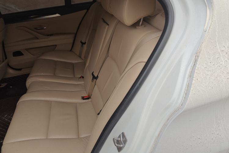 Used BMW 5 Series 2011 535Li Leading Model