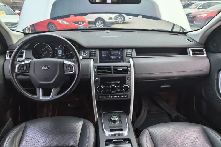 Used Land Rover Discovery Sport 2018 240 PS SE Version