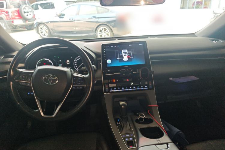 Used Toyota Avalon 2019 Dual-Engine 2.5L Luxury Edition China VI Standard