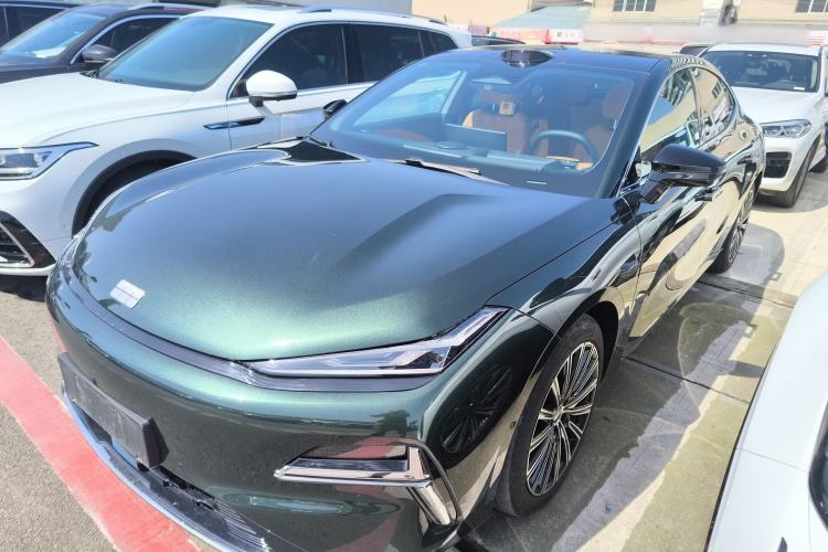 Used Geely Galaxy 8 2025 130km EM-P Starship Edition