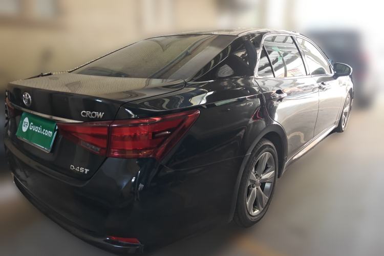 Used Toyota Crown 2015 2.0T Fashion Edition
