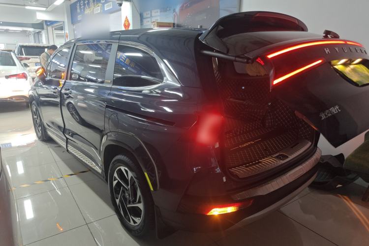 Used Hyundai Custo 2021 270TGDi Prestige LUX Rear Left 45 Deg