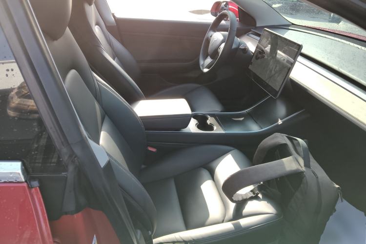 Used Tesla Model 3 2019 Standard Range Rear-Drive Upgraded Version Right Front Seat