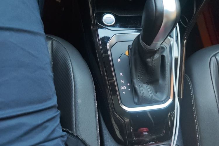 Used Volkswagen T-ROC 2022 280TSI DSG Two-Wheel Drive Comfort PLUS