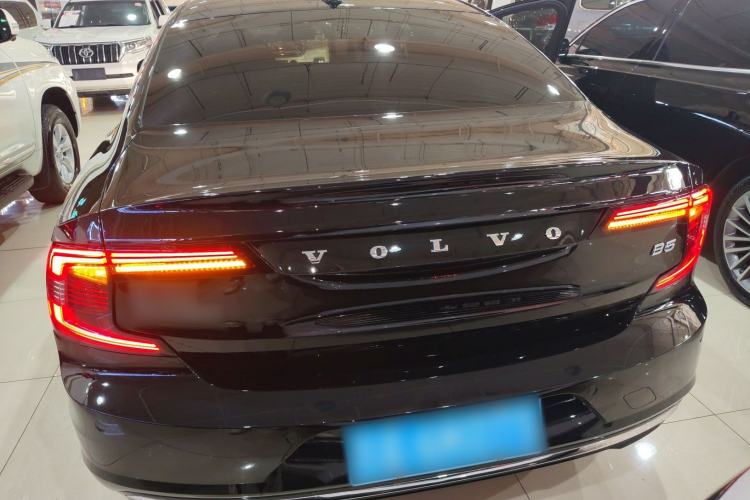 Used Volvo S90 2025 B5 Zhiyuan Luxury Edition
