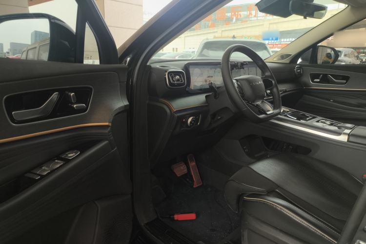 Used Chery Tiggo 9 2023 Facelift 2.0T Dual-Clutch Two-Wheel Drive Luxury Edition 5 Seats