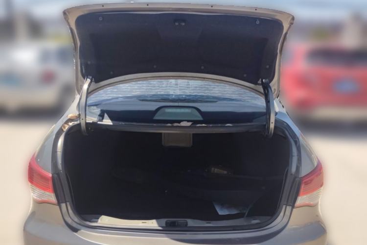 Used Nissan Sylphy 2009 1.6XE Automatic Comfort Edition Trunk