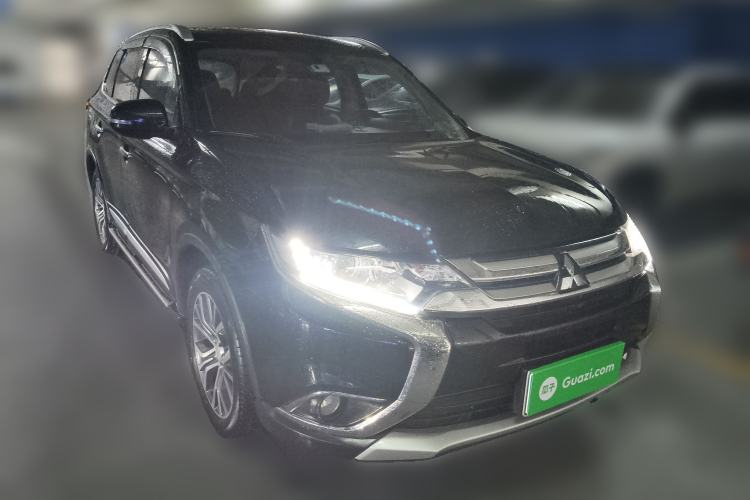 Used Mitsubishi Outlander 2017 2.0L Two-Wheel Drive Glory Edition 5 Seats
