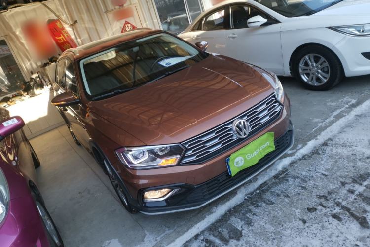 Used Volkswagen C-TREK 2017 230TSI DSG Luxury Model
