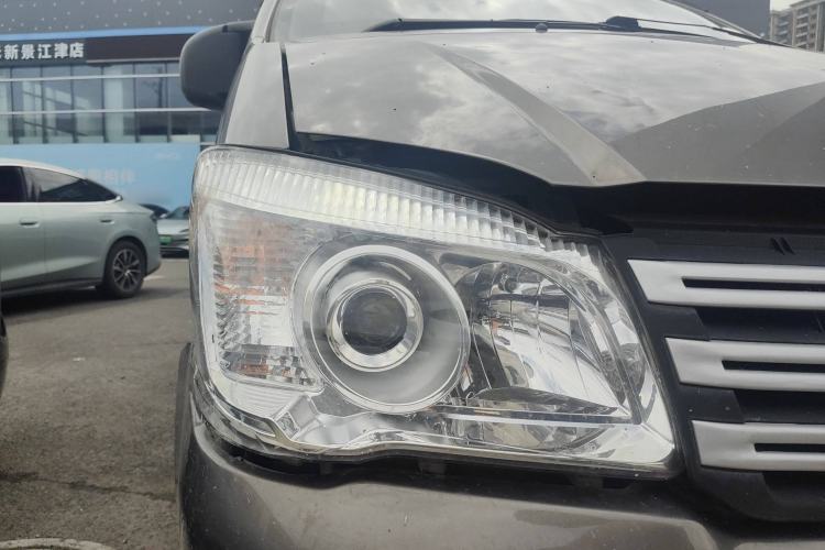 Used FORTHING Lingzhi 2017 Facelifted M3L 1.6L 7-Seater Standard Version