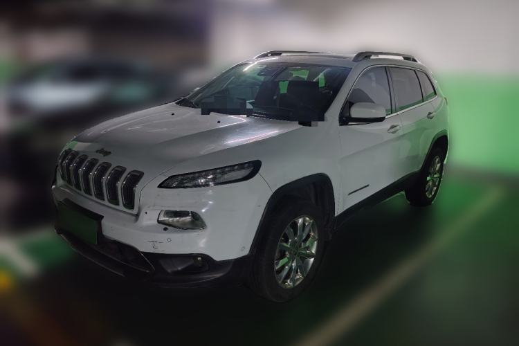 Used Jeep Cherokee 2014 2.4L Elite Edition Guazi used car, China used car export, Used car for sale, Used  cars, Cheapest cars for sale