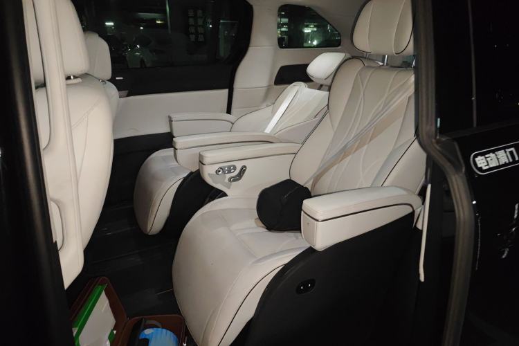 Used XPeng X9 2024 610 Long-Range Max
