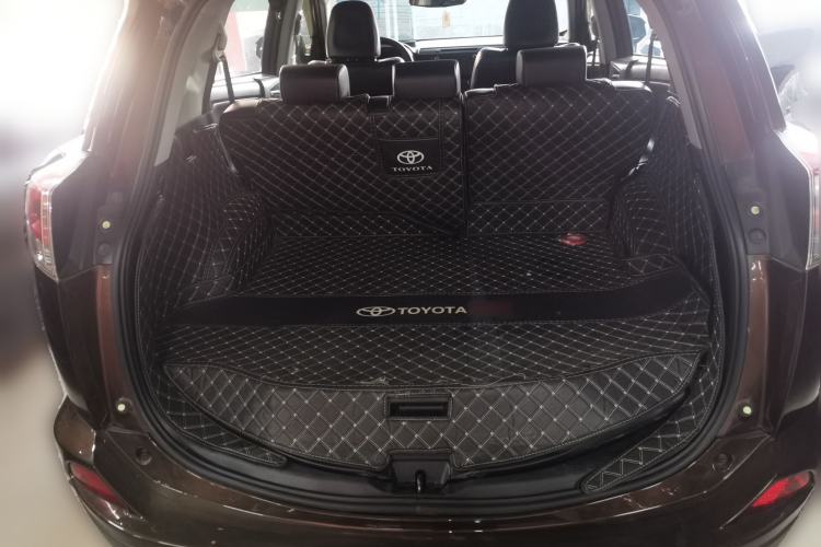 Used Toyota RAV4 2016 2.0L CVT Two-Wheel Drive Smart Edition China V Standard Trunk