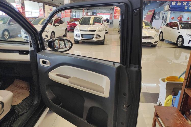 Used Chery New Energy QQ Ice Cream 2024 205km Sundae Pro Interior 5