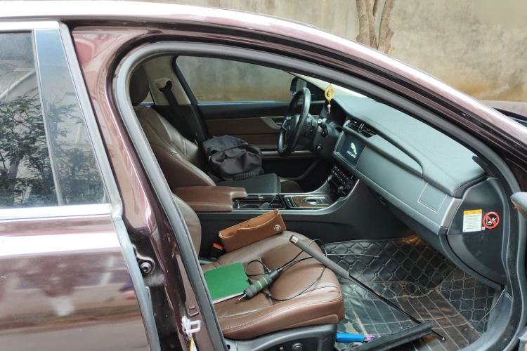 Used Jaguar XFL 2018 XFL 2.0T 250 PS Premium Edition