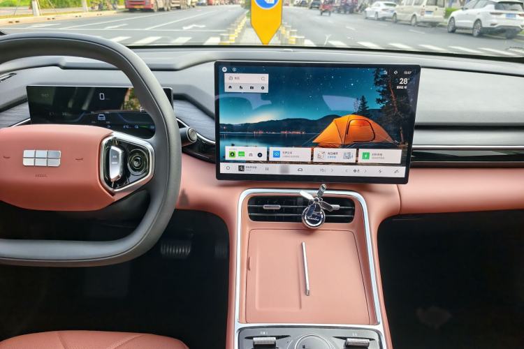 Used Geely Galaxy L6 2025 EM-i 140km Long-Range Version