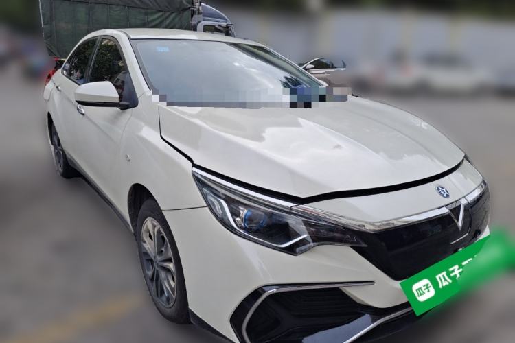 Used Venucia D60EV 2022 Standard Range Comfort Edition
