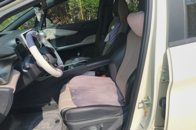 Used BYD Dolphin 2023 420 km Fashion Edition
