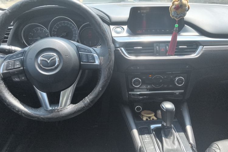 Used Mazda Atenza 2015 2.5L Blue Sky Prestige Edition Center Console