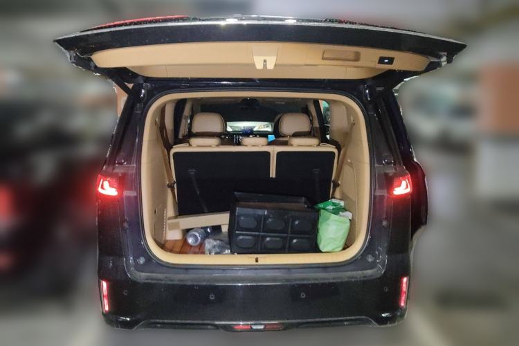 Used VOYAH Dream 2022 Low-Carbon Edition Dream+ Smart Enjoyment Package Trunk