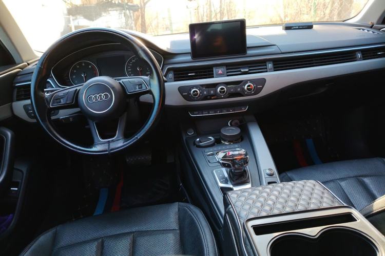 Used Audi A4L 2017 40 TFSI Ambition Edition
