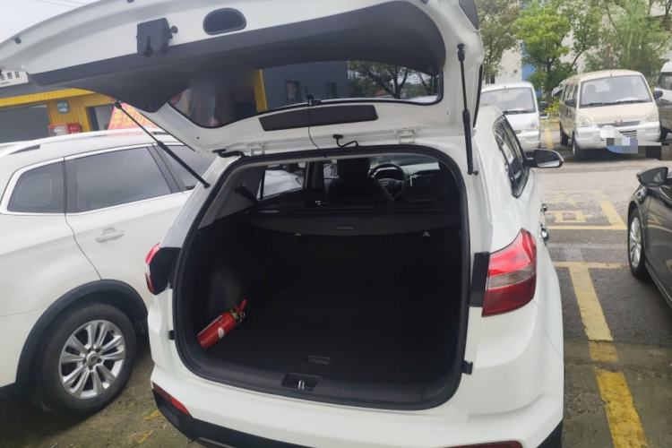 Used Hyundai ix25 2015 1.6L Automatic Two-Wheel Drive Smart GLS Trim Trunk