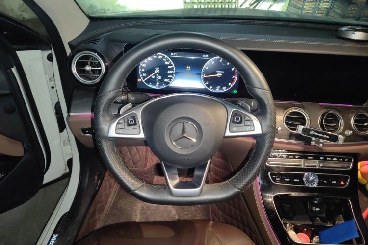 Used Mercedes-Benz E-Class 2017 E 200 L Sport 4MATIC Steering Wheel