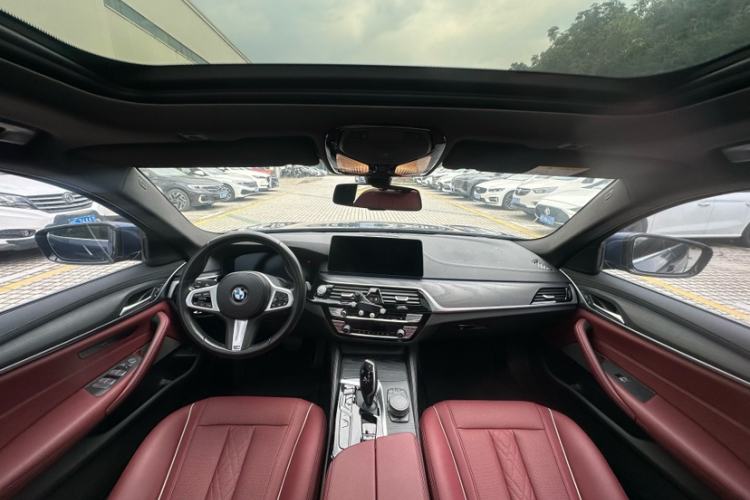 Used BMW 5 Series New Energy 2021 535Le M Sport Package Interior 3