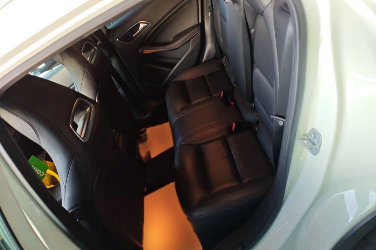 Used Mercedes-Benz GLA 2015 GLA 260 4MATIC
