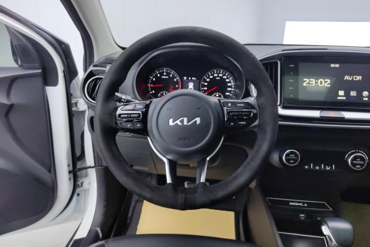 Used Kia kx1 Stonic 2021 1.4L CVT Sunroof Model