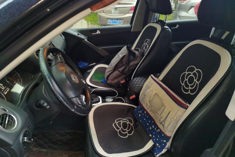 Used Volkswagen Tiguan 2012 2.0 TSI Automatic All-Wheel Drive Elite Edition Left Front Seat