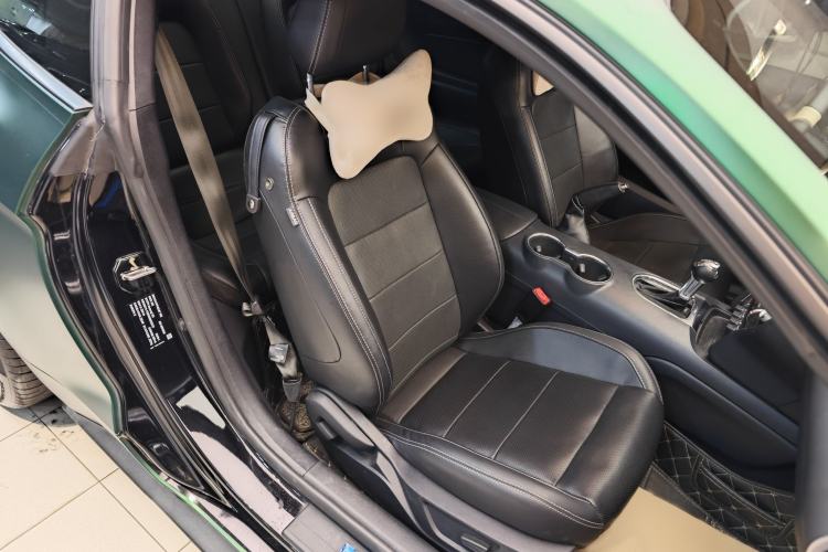 Used Ford Mustang 2021 2.3T EcoBoost Right Front Seat