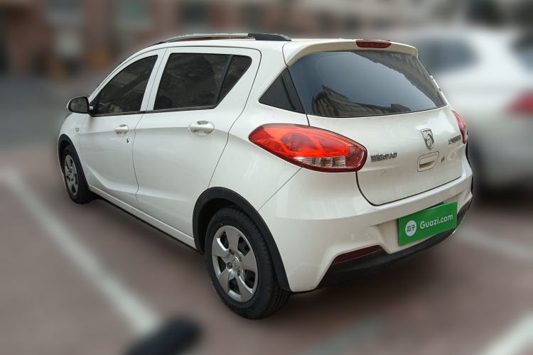 Used Baojun 310 2016 1.2L manual Comfort trim level
