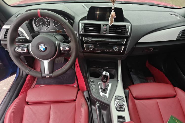 Used BMW 2 Series 2015 220i Convertible Coupe Leading Model
