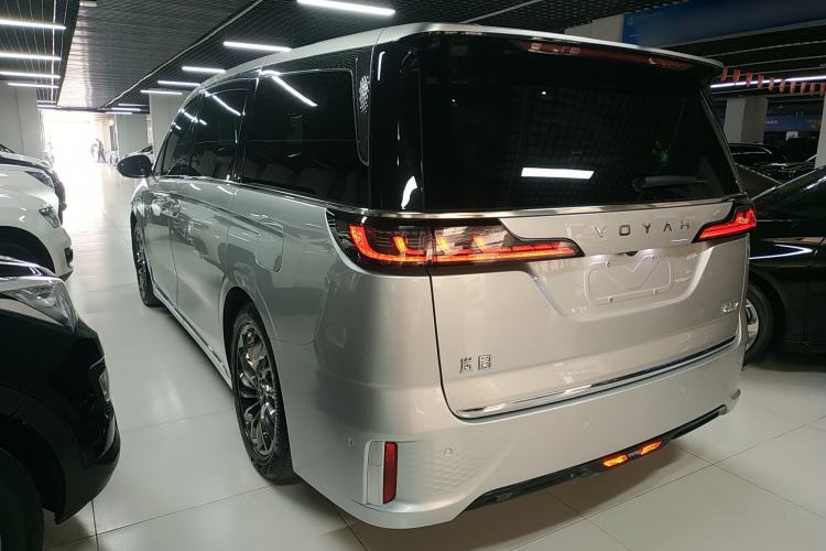 Used VOYAH Dream 2022 Low-Carbon Edition Dream+ Smart Enjoyment Package Rear Left 45 Deg