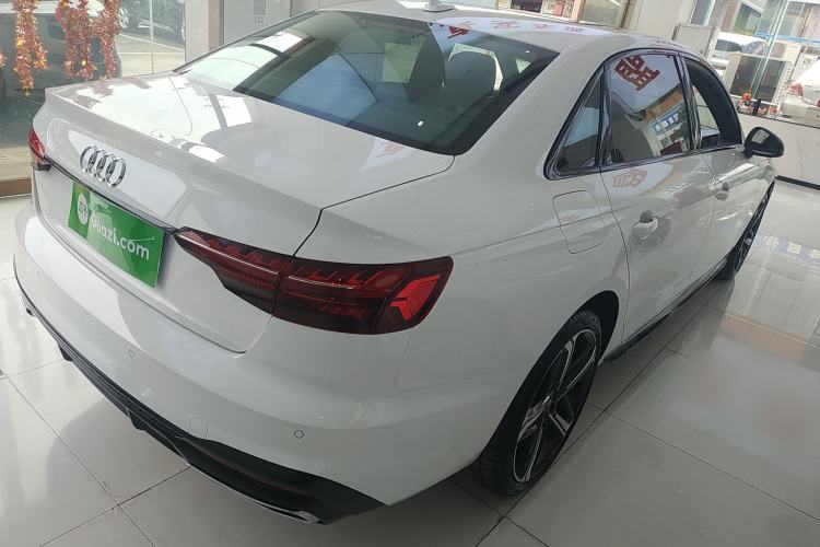 Used Audi A4L 2024 40 TFSI Luxury Dynamic Edition Rear Right 45 Deg