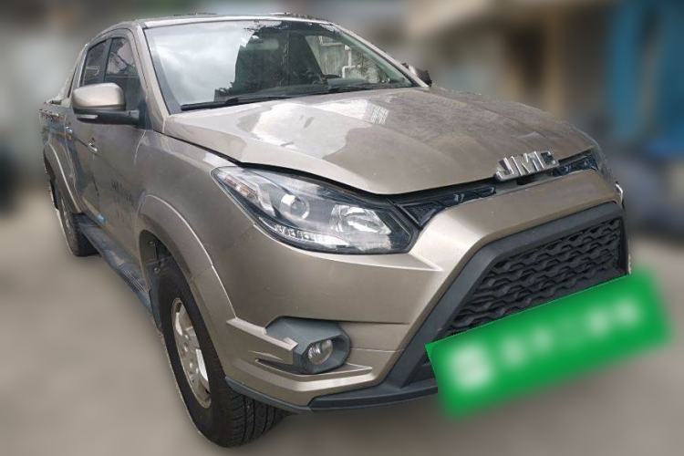 Used JMC Yuhu 5 2019 2.0T Classic Edition Diesel Automatic 2WD LX Long Wheelbase JX4D24A5L