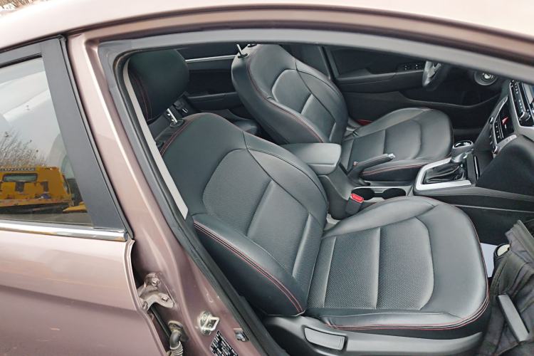 Used Hyundai Elantra (6th Generation / Lingdong) 2016 1.6L Automatic ZhiXuan – Elite Version Right Front Seat