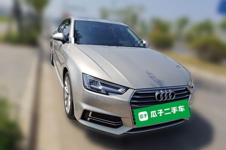 Used Audi A4L 2018 30th Anniversary Edition 40 TFSI Fashion Model Front Right 45 Deg