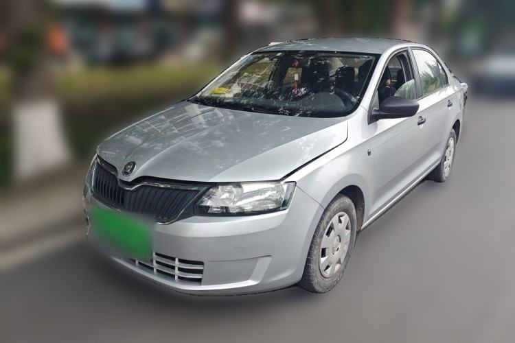Used Skoda Rapid 2013 1.4L Manual Enjoyment Model
